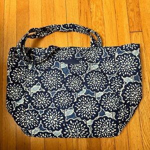 Vera Bradley Grand Tote 2.0 in Petal Splash